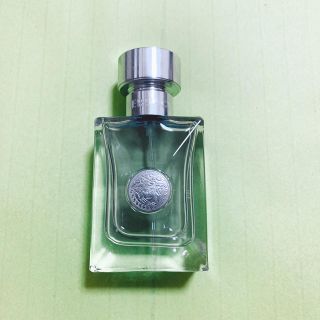 ヴェルサーチ(VERSACE)のヴェルサーチ プールオム 30ml(香水(男性用))