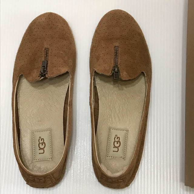 UGG(アグ)のUGG フラットシューズ レディースの靴/シューズ(バレエシューズ)の商品写真