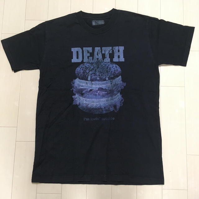 LOWRIDER(ローライダー)のlowrider DEATH MEGA バーガー Tシャツ メンズのトップス(Tシャツ/カットソー(半袖/袖なし))の商品写真