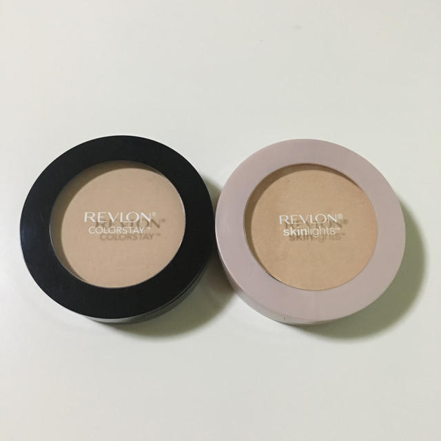 REVLON(レブロン)のレブロン フェイスパウダー セット コスメ/美容のベースメイク/化粧品(フェイスパウダー)の商品写真