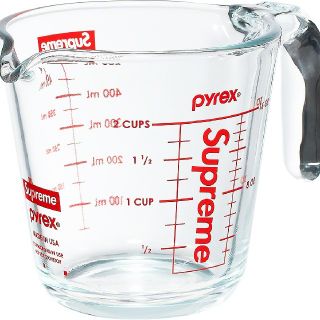 シュプリーム(Supreme)のSupreme Pyrex® 2-Cup Measuring Cup 計量カップ(グラス/カップ)