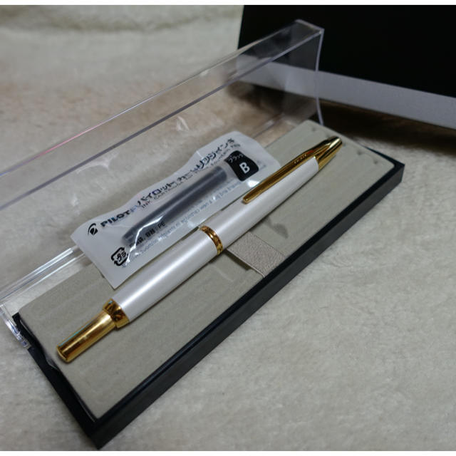 【特別訳あり特価】文房具/事務用品☆希少☆パイロット キャップレスデシモ スズラン ニブEF☆ | フリマアプリ ラクマ