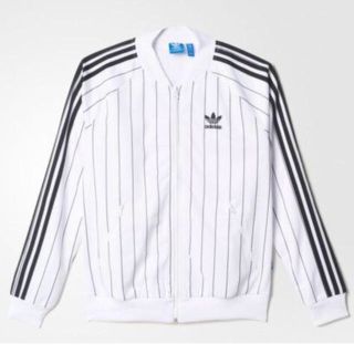アディダス ディズニー トレーナー スウェット レディース の通販 8点 Adidasのレディースを買うならラクマ アディダス ディズニー トレーナー スウェット レディース の通販 8点 Adidasのレディースを買うならラクマ