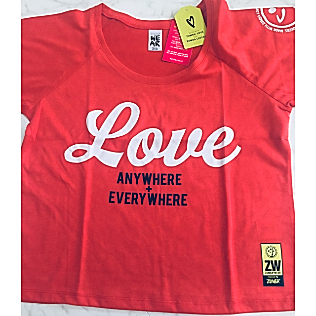 Zumba(ズンバ)のZUMBA☆ズンバ☆新作☆Tシャツ☆SサイズViva La Red レディースのトップス(Tシャツ(半袖/袖なし))の商品写真