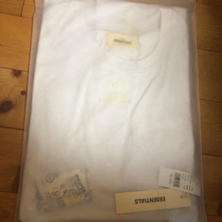 フィアオブゴッド(FEAR OF GOD)のESSENTIAL 白T(Tシャツ(半袖/袖なし))