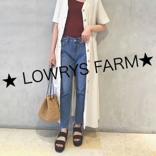 ローリーズファーム(LOWRYS FARM)の★美品★送料込み★ローリーズファーム 厚底 サンダル ベロア ブラック 秋(サンダル)