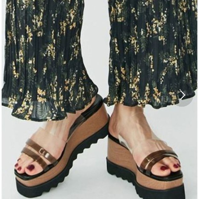 MURUA(ムルーア)のムルア　ウェッジ　サンダル レディースの靴/シューズ(サンダル)の商品写真