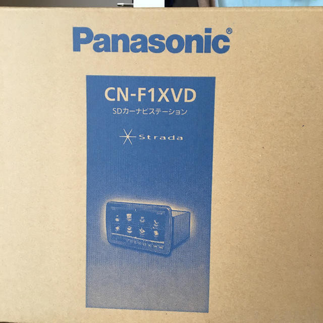 Panasonic(パナソニック)のPanasonic CN-F1XVD 自動車/バイクの自動車(カーナビ/カーテレビ)の商品写真