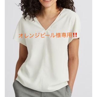 ユニクロ(UNIQLO)のユニクロ ドレープVネックブラウス ニコアンド スカートおまとめ(シャツ/ブラウス(半袖/袖なし))