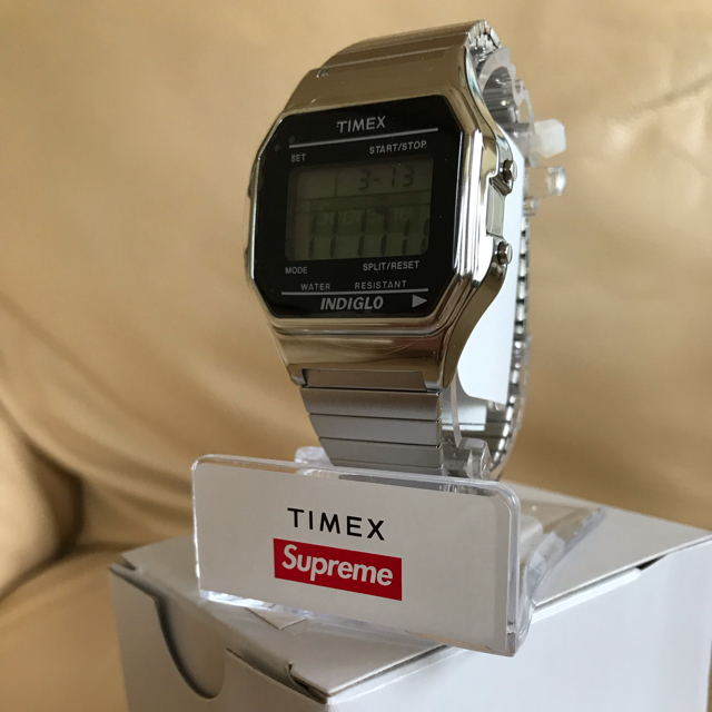 supreme 19fw立ち上げ Timex Digital Watch 時計