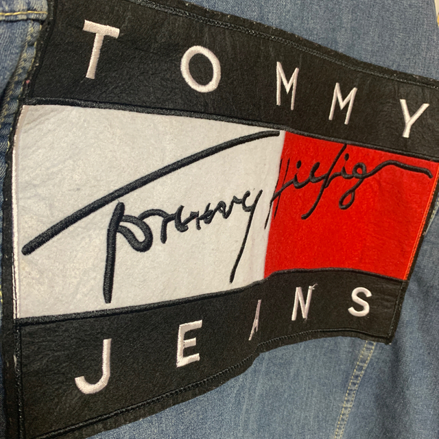 TOMMY HILFIGER(トミーヒルフィガー)のTOMMY デニムジャケット 9月中のみ 最終値下げ メンズのジャケット/アウター(Gジャン/デニムジャケット)の商品写真