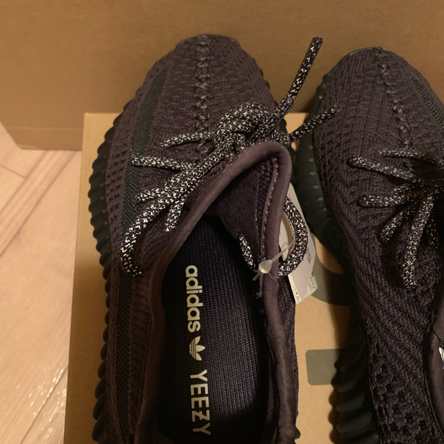 adidas(アディダス)のadidas yeezy boost 350 v2 FU9006 23.5 メンズの靴/シューズ(スニーカー)の商品写真