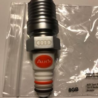 アウディ(AUDI)のアウディ コレクション USBメモリ(ノベルティグッズ)