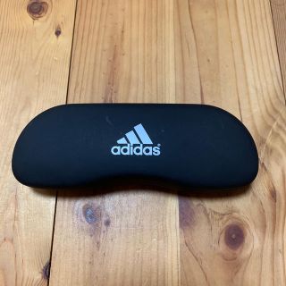 アディダス(adidas)のメガネケース キッズ用(小物入れ)