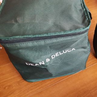 ディーンアンドデルーカ(DEAN & DELUCA)のテツミ様専用【難あり】DEAN&DELUCA保冷バッグ　Lサイズ(弁当用品)