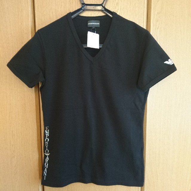 Emporio Armani(エンポリオアルマーニ)の【freedom様専用】エンポリオアルマーニ VネックTシャツ  Lサイズ  メンズのトップス(Tシャツ/カットソー(半袖/袖なし))の商品写真