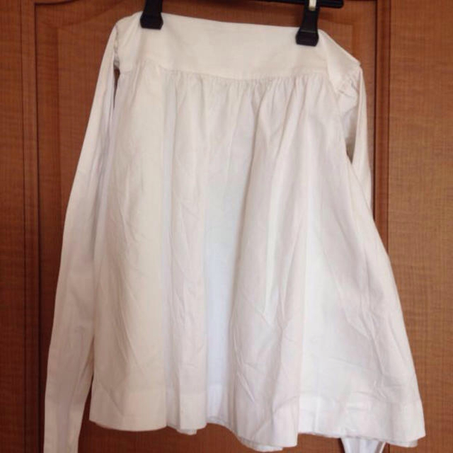 titty&co(ティティアンドコー)のtitty&co 白スカート レディースのスカート(ひざ丈スカート)の商品写真