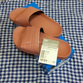 アディダス(adidas)のあみ様専用adidasアディダスADILETTEアディレッタピンク22.5新品 (サンダル)