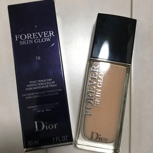 DIOR フォーエヴァー スキングロウ 1N