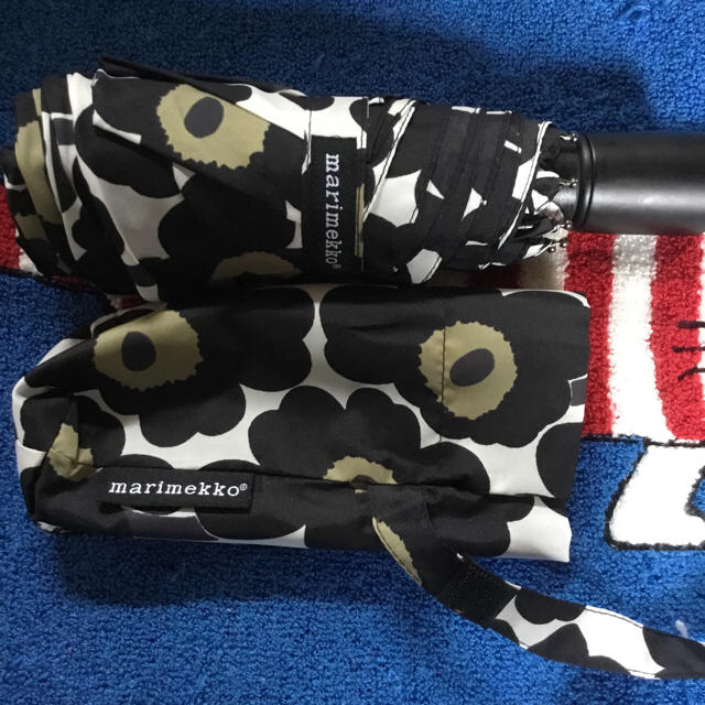 marimekko(マリメッコ)のマリメッコ 折り畳み傘  レディースのファッション小物(傘)の商品写真