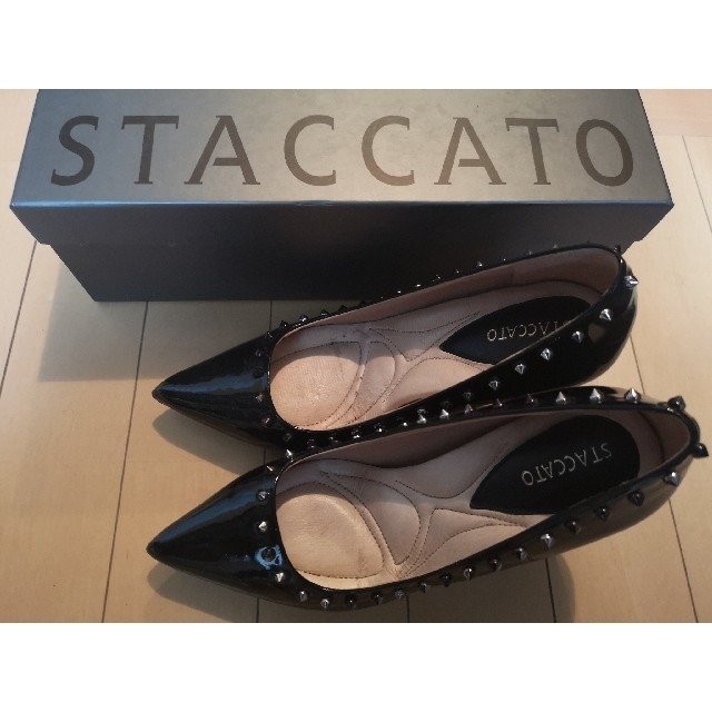 Christian Louboutin(クリスチャンルブタン)のSTACCATO☆スタッズパンプス☆ルブタンJIMMY CHOOルシェルブルー レディースの靴/シューズ(ハイヒール/パンプス)の商品写真