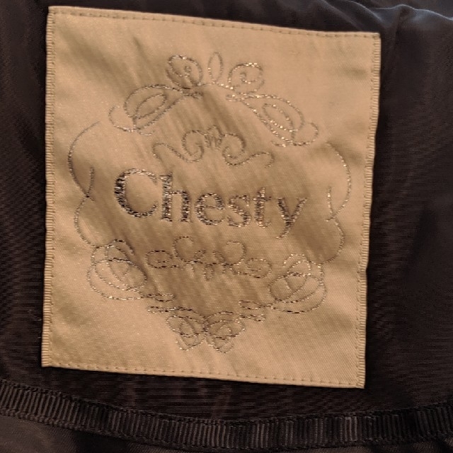 Chesty(チェスティ)のお値下げしました！チェスティ　コート　ダウン　ダウンコート レディースのジャケット/アウター(ダウンコート)の商品写真