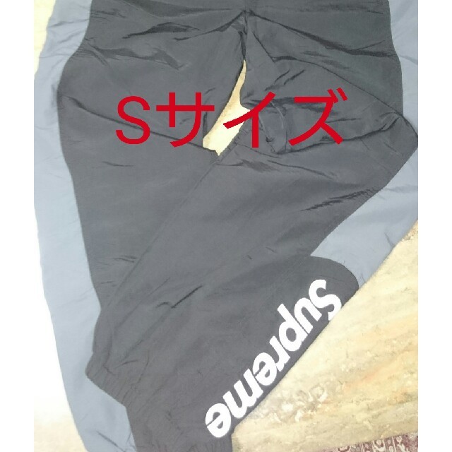 Supreme(シュプリーム)の新品半タグ Supreme19FW/AW week1 Side Logo 黒S メンズのパンツ(ペインターパンツ)の商品写真