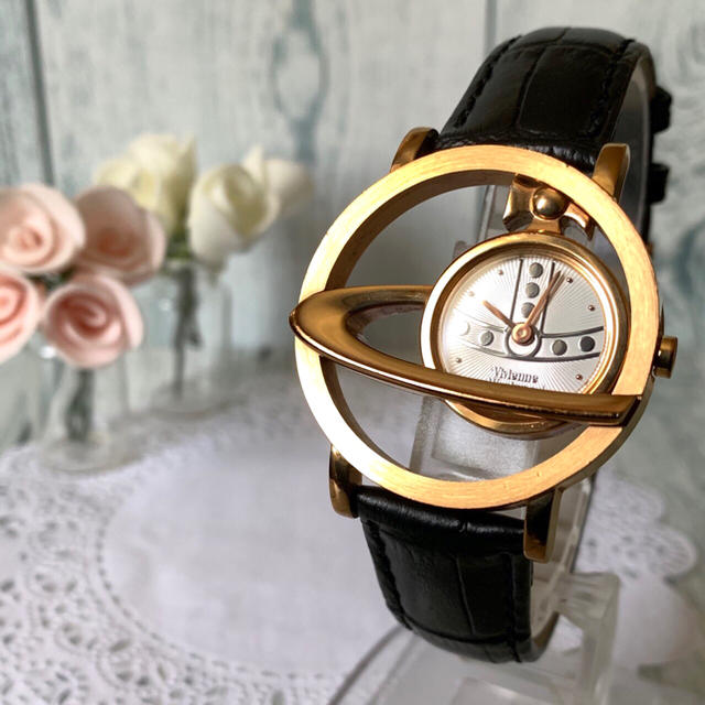 Vivienne Westwood(ヴィヴィアンウエストウッド)の【電池交換済み】 ヴィヴィアン サークルオーブ ゴールド 腕時計 レディースのファッション小物(腕時計)の商品写真