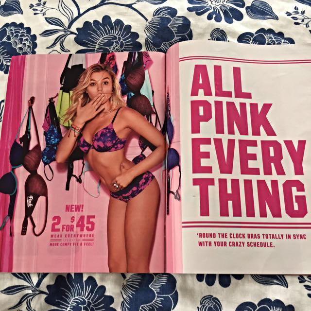 Victoria's Secret(ヴィクトリアズシークレット)のヴィクトシー今季✧超最新カタログPINK レディースのレディース その他(その他)の商品写真