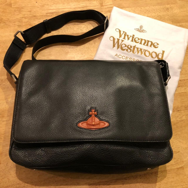 Vivienne Westwood(ヴィヴィアンウエストウッド)のビビアンウエストウッドのショルダーバッグ レディースのバッグ(ショルダーバッグ)の商品写真