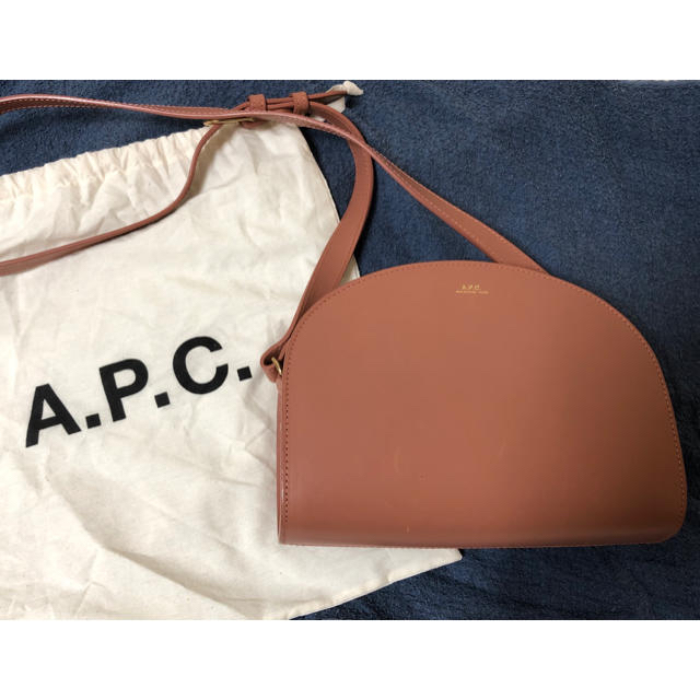 大人気!!! A.P.C ショルダーバッグ 保存袋つき