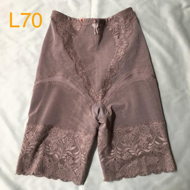 DIANA - ＊ ダイアナ ガードル 補正下着 L70 ④ ＊の通販 by sopomania's shop｜ダイアナならラクマ