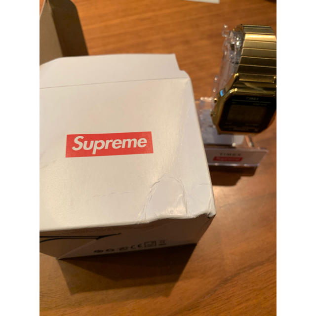 Supreme(シュプリーム)のTIMEX Gold メンズの時計(腕時計(デジタル))の商品写真