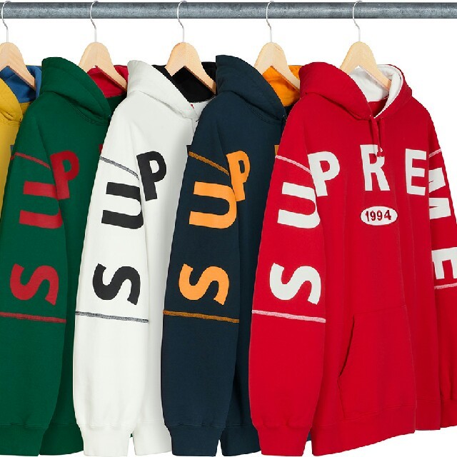 Supreme19FW/AW week1 Spread Logo Hooded