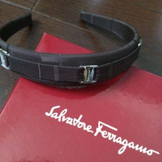 フェラガモ(Ferragamo)のフェラガモカチューシャ美品(カチューシャ)