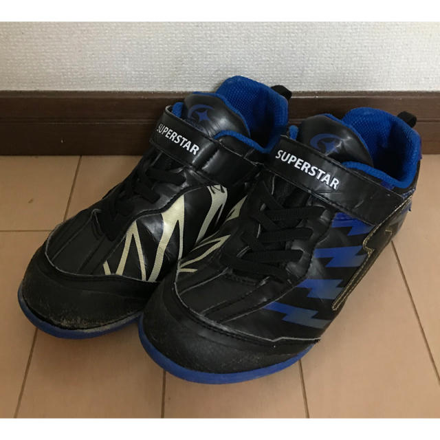 SUPERSTAR(スーパースター)のスーパースタースニーカー 20.5㎝ ブラック ブルー キッズ キッズ/ベビー/マタニティのキッズ靴/シューズ(15cm~)(スニーカー)の商品写真