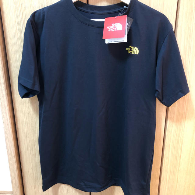 THE NORTH FACE(ザノースフェイス)の新品未使用品 ノースフェイス スクエア ロゴ tシャツ メンズのトップス(Tシャツ/カットソー(半袖/袖なし))の商品写真