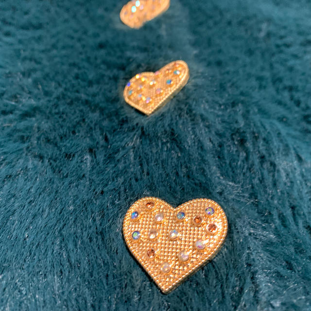 ZARA - ZARA【美品】ハートボタン付きニットカーディガンの通販 ZARA - ZARA【美品】ハートボタン付きニットカーディガンの通販