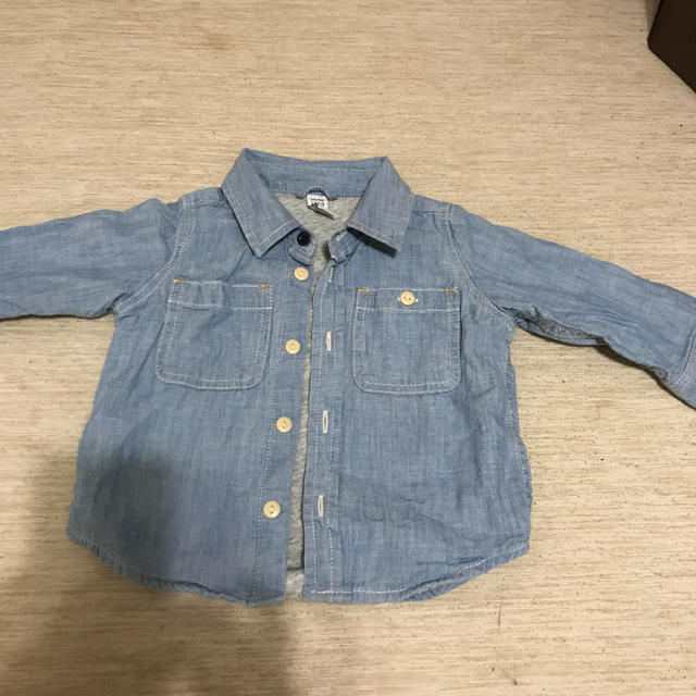 babyGAP(ベビーギャップ)のbaby GAP シャツ 80cm キッズ/ベビー/マタニティのベビー服(~85cm)(シャツ/カットソー)の商品写真