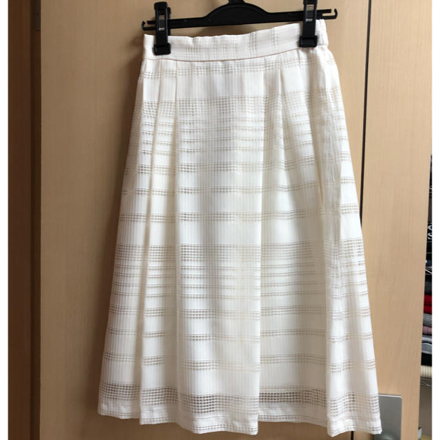 Rope' Picnic(ロペピクニック)のロペピクニック ホワイト 白 スカート ボーダー レディースのスカート(ひざ丈スカート)の商品写真
