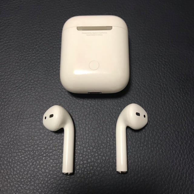 Apple AirPods 第一世代 正規品 - ヘッドフォン/イヤフォン