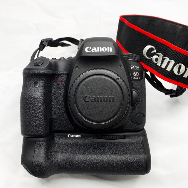 Canon EOS ボディ6D MarkⅡ バッテリーグリップサービス! - カメラ Canon EOS ボディ6D MarkⅡ バッテリーグリップサービス! - カメラ