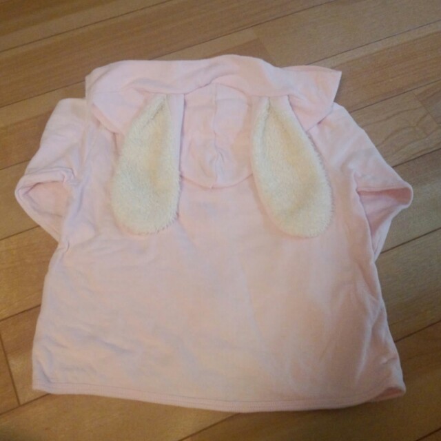 ウサミミ付きジップアップパーカー９０ キッズ/ベビー/マタニティのキッズ服女の子用(90cm~)(その他)の商品写真