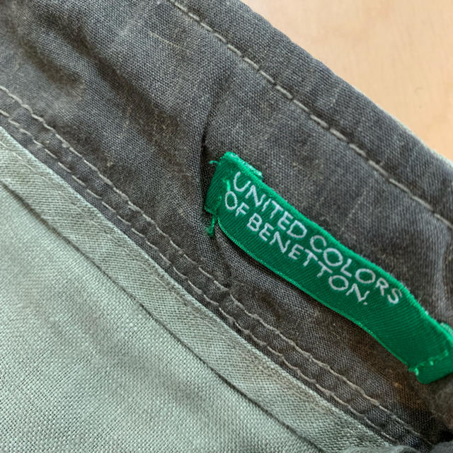 BENETTON(ベネトン)の美品◆ベネトン ウォッシュド リネン ショートパンツ s カーキ メンズのパンツ(ショートパンツ)の商品写真