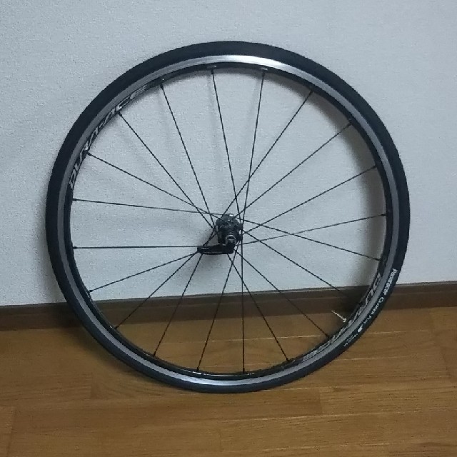 SHIMANO(シマノ)のかのりお様専用 デュラエース ホイール R9100-C24-CL 自動車/バイクの自動車(タイヤ・ホイールセット)の商品写真