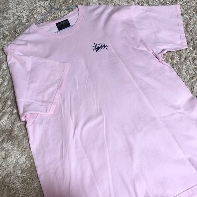 STUSSY(ステューシー)の《大人気》stussy ピンクTシャツ レディースのトップス(Tシャツ(半袖/袖なし))の商品写真