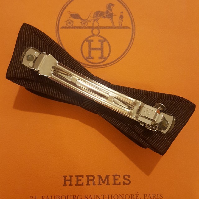 Hermes(エルメス)のエルメス　HERMES♥バレッタ レディースのヘアアクセサリー(バレッタ/ヘアクリップ)の商品写真