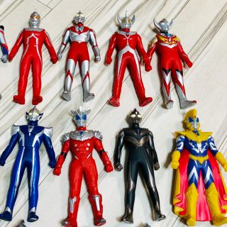 ウルトラヒーローシリーズ　ウルトラ怪獣シリーズ　ソフビ　フィギュア　バンダイ