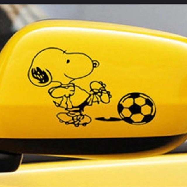 SNOOPY(スヌーピー)のスヌーピー ステッカー ☆サッカー☆ 自動車/バイクのバイク(ステッカー)の商品写真