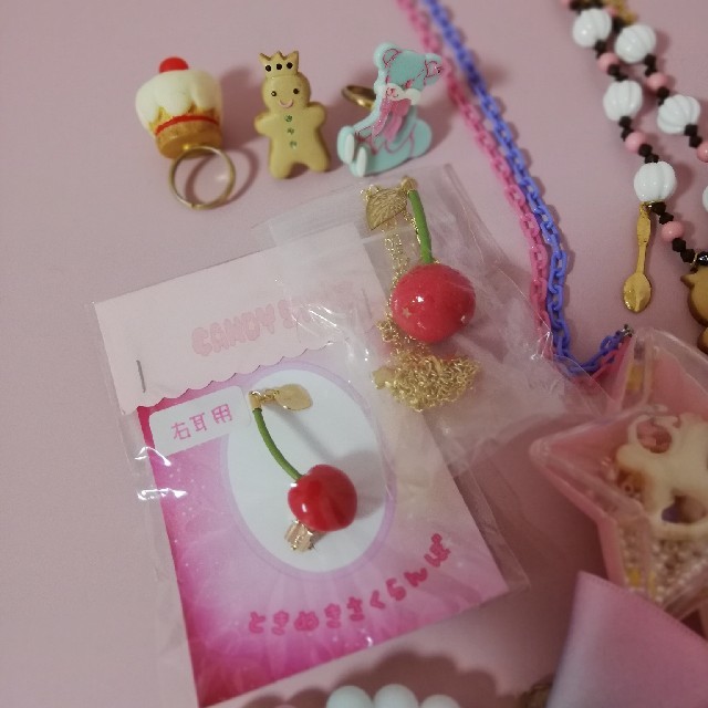 Angelic Pretty(アンジェリックプリティー)のAngelic Pretty アクセサリーセット お菓子 チェリー  レディースのアクセサリー(ネックレス)の商品写真